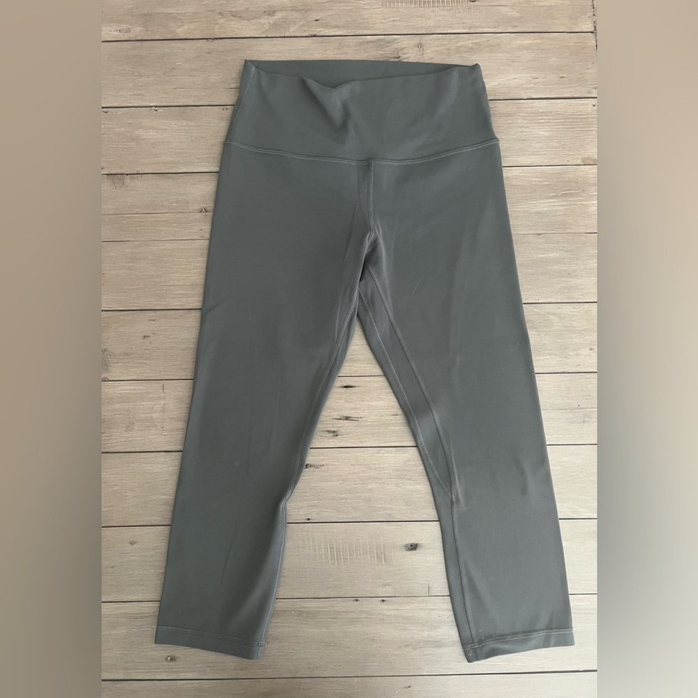 Lululemon Align High Rise Crop 21” - Picture 2 of 6